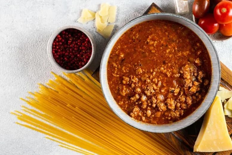 Czy można zamrozić sos do spaghetti z mięsem bez straty smaku?