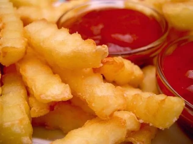 Czy frytki mają gluten? Odkryj, co musisz wiedzieć o ich składzie