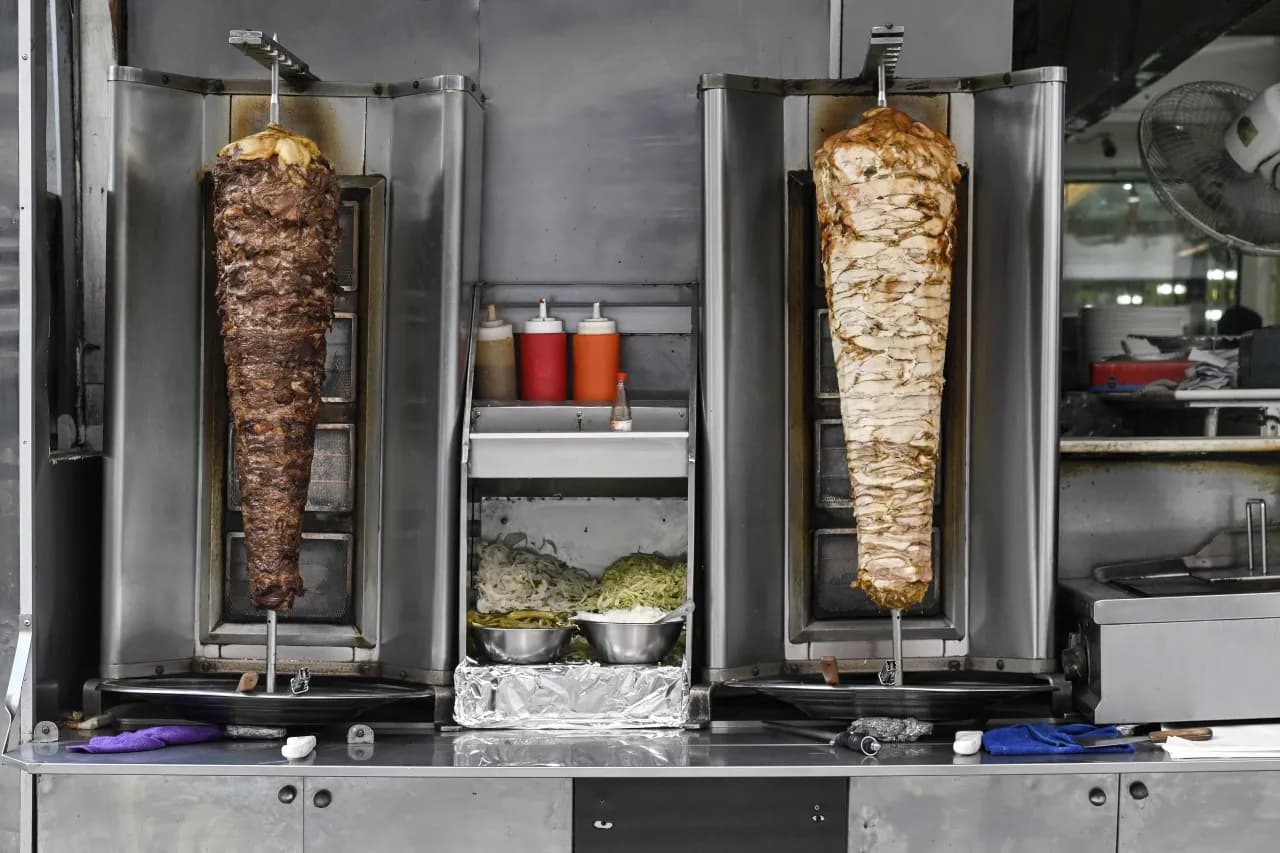 Ile kebabów dziennie można sprzedać? Odkryj kluczowe czynniki wpływające na sprzedaż