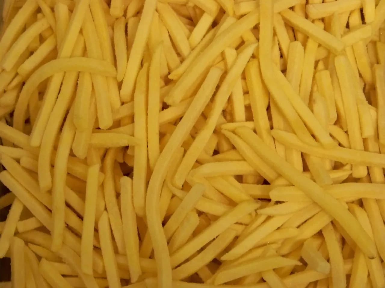 Frytki julienne co to? Poznaj ich cechy i zastosowanie w kuchni