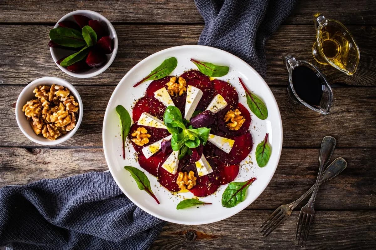 Najlepsze sosy do carpaccio z buraka, które zachwycą Twoje podniebienie